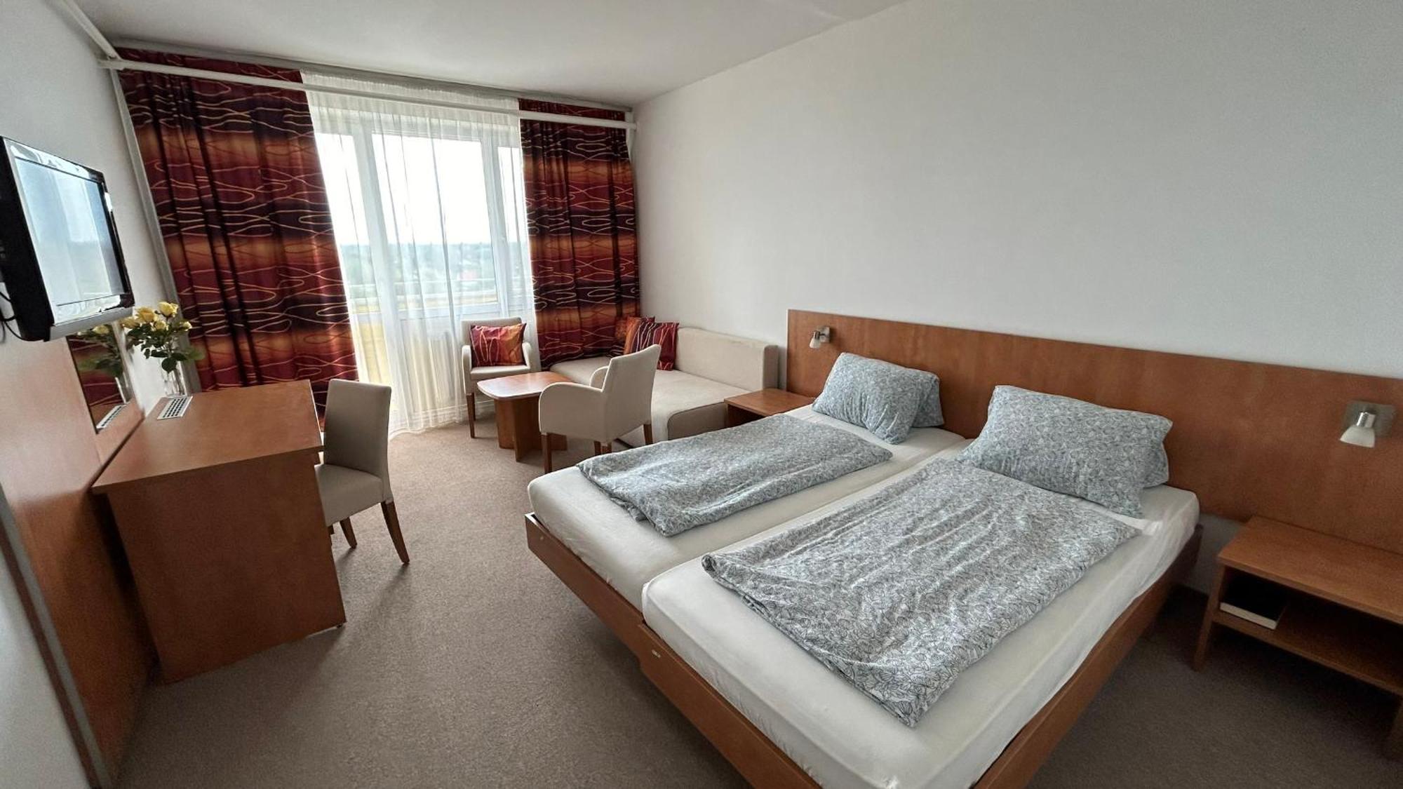 Aranypart Szallo-Koezoessegi Szallashely Siófok Extérieur photo