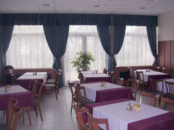 Aranypart Szallo-Koezoessegi Szallashely Siófok Extérieur photo